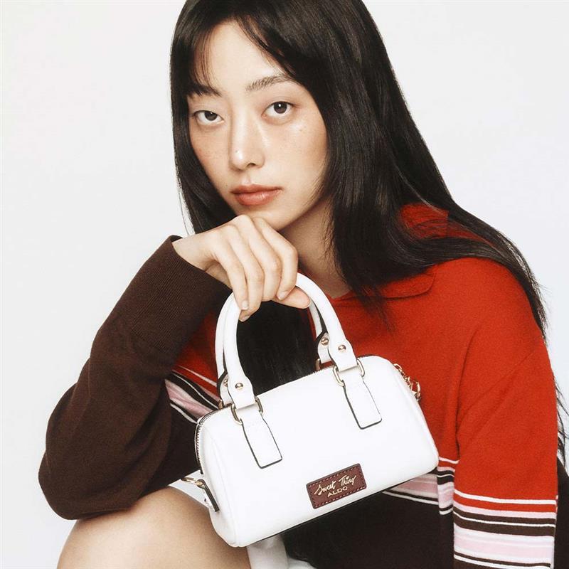 Haliewhite Women's White Barrel Bag image number 0